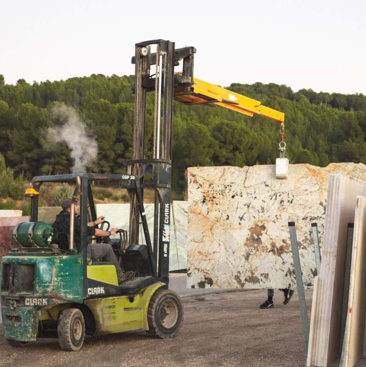 Livraison de matériaux naturels Bouches-du-Rhône